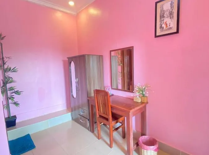 Nika's House Hostel *