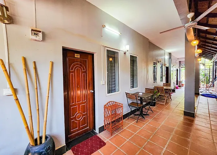 Nika's House Hostel *