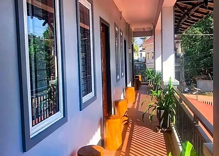 Nika's House
